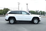 2023 Jeep Grand Cherokee Laredo 4x2