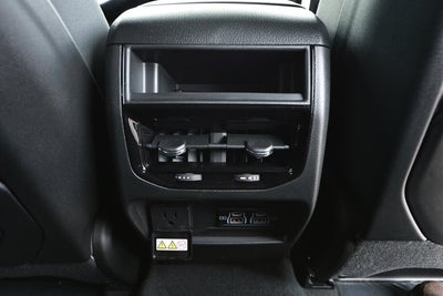 2026 Jeep Grand Cherokee GRAND CHEROKEE LAREDO X 4X2