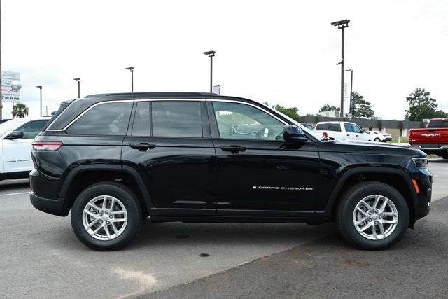2026 Jeep Grand Cherokee GRAND CHEROKEE LAREDO X 4X2