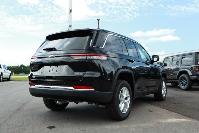 2026 Jeep Grand Cherokee GRAND CHEROKEE LAREDO X 4X2