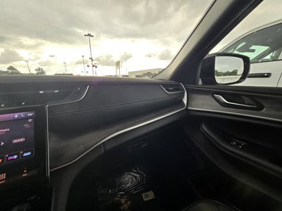 2025 Jeep Grand Cherokee GRAND CHEROKEE LIMITED 4X2