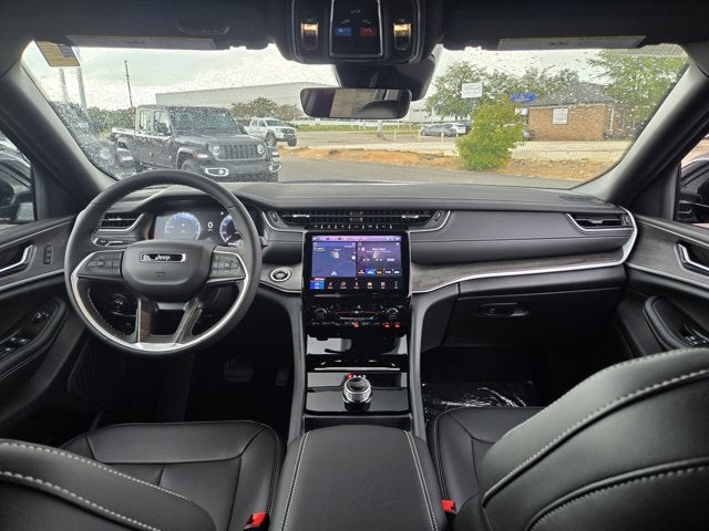 2025 Jeep Grand Cherokee GRAND CHEROKEE LIMITED 4X2