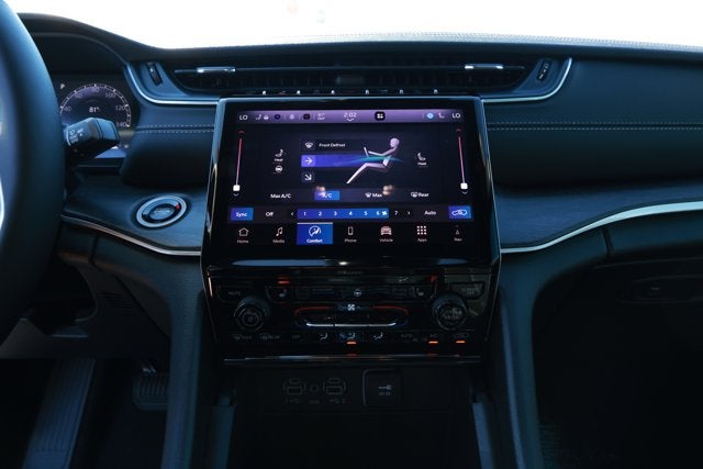 2025 Jeep Grand Cherokee GRAND CHEROKEE LIMITED 4X2