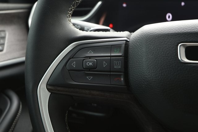 2023 Jeep Grand Cherokee Limited 4x2