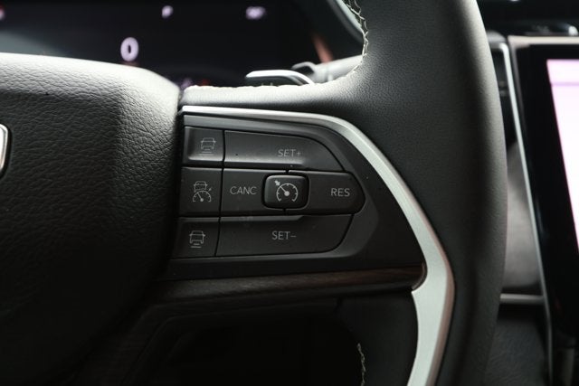 2023 Jeep Grand Cherokee Limited 4x2