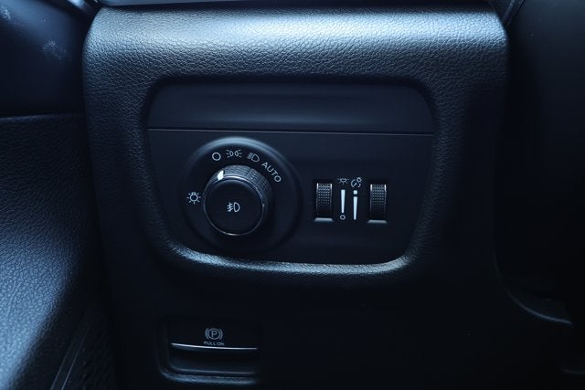 2027 Jeep Grand Cherokee GRAND CHEROKEE LIMITED 4X2