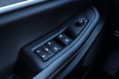 2027 Jeep Grand Cherokee GRAND CHEROKEE LIMITED 4X2
