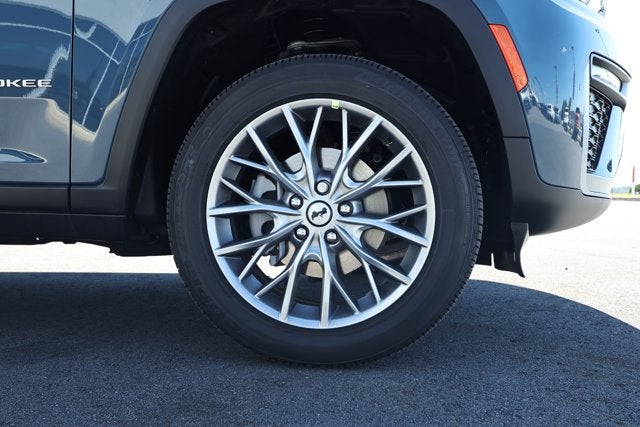 2027 Jeep Grand Cherokee GRAND CHEROKEE LIMITED 4X2