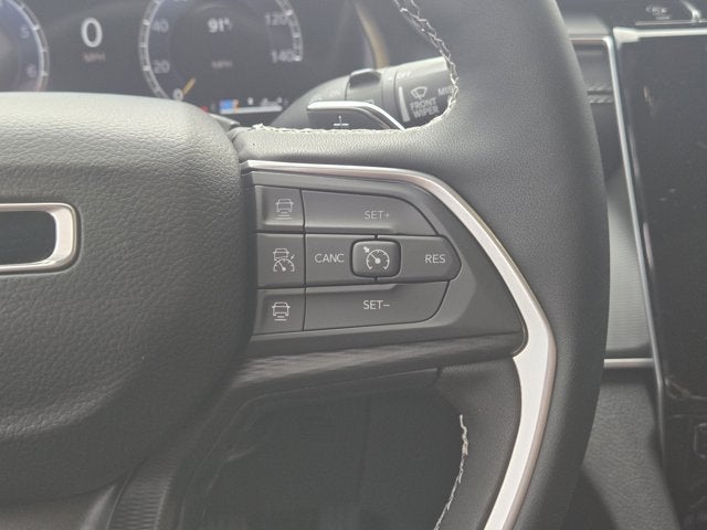 2025 Jeep Grand Cherokee GRAND CHEROKEE LAREDO X 4X4