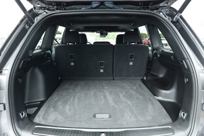 2025 Jeep Grand Cherokee Laredo X 4x4