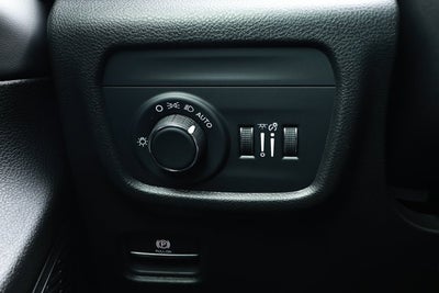 2025 Jeep Grand Cherokee Laredo X 4x4