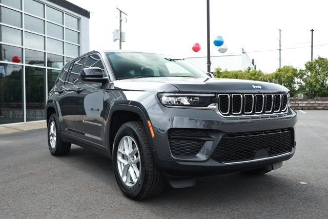 2025 Jeep Grand Cherokee Laredo X 4x4