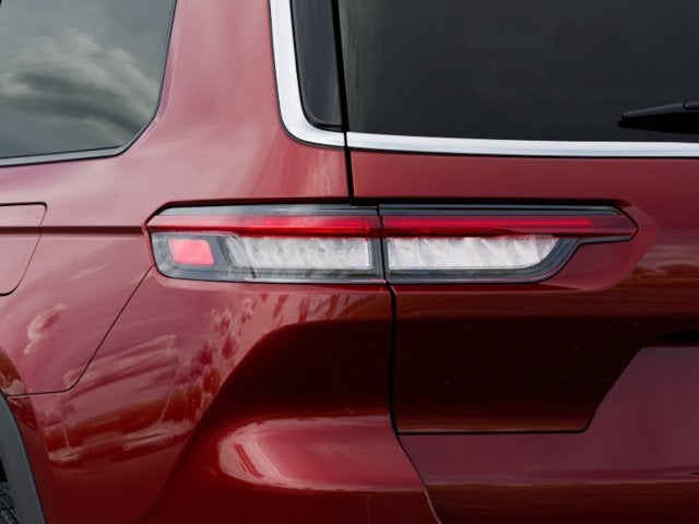 2025 Jeep Grand Cherokee GRAND CHEROKEE L LAREDO X 4X2