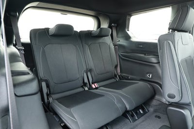 2026 Jeep Grand Cherokee GRAND CHEROKEE L LAREDO X 4X2