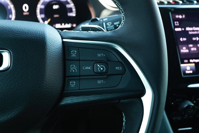 2026 Jeep Grand Cherokee GRAND CHEROKEE L LAREDO X 4X2