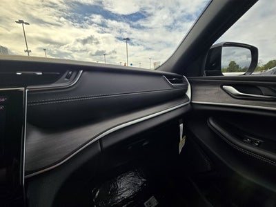 2025 Jeep Grand Cherokee GRAND CHEROKEE L LIMITED 4X2