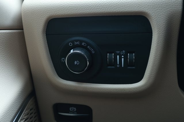 2022 Jeep Grand Cherokee L Limited 4x2