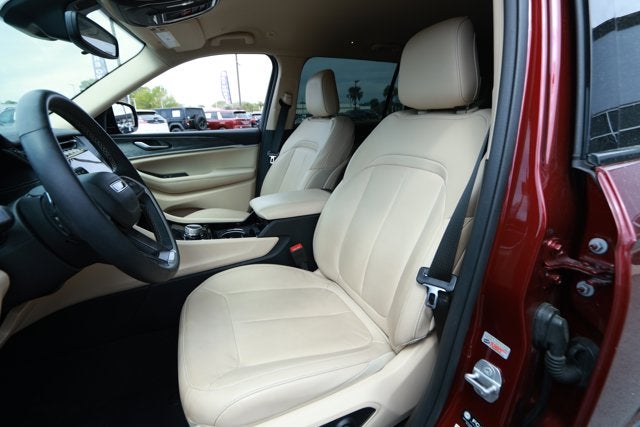 2022 Jeep Grand Cherokee L Limited 4x2