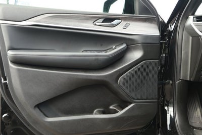 2025 Jeep Grand Cherokee L Limited 4x2