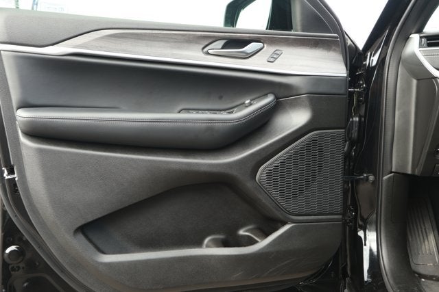 2025 Jeep Grand Cherokee L Limited 4x2