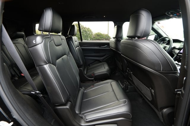 2025 Jeep Grand Cherokee L Limited 4x2