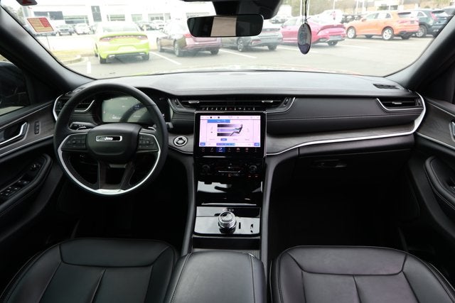 2025 Jeep Grand Cherokee L Limited 4x2