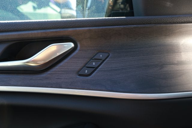 2025 Jeep Grand Cherokee GRAND CHEROKEE L LIMITED 4X2