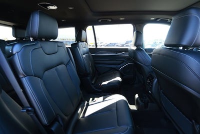 2025 Jeep Grand Cherokee GRAND CHEROKEE L LIMITED 4X2