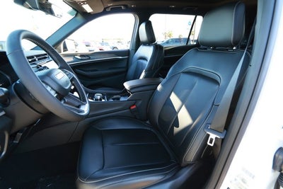 2025 Jeep Grand Cherokee GRAND CHEROKEE L LIMITED 4X2