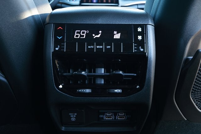 2025 Jeep Grand Cherokee GRAND CHEROKEE L LIMITED 4X2