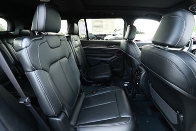 2026 Jeep Grand Cherokee GRAND CHEROKEE L LIMITED 4X2