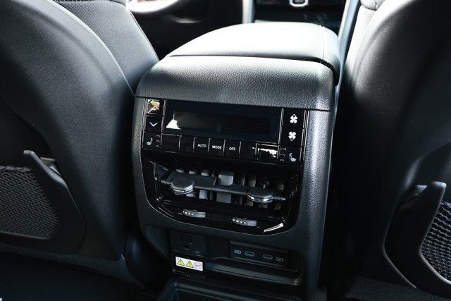 2026 Jeep Grand Cherokee GRAND CHEROKEE L LIMITED 4X2