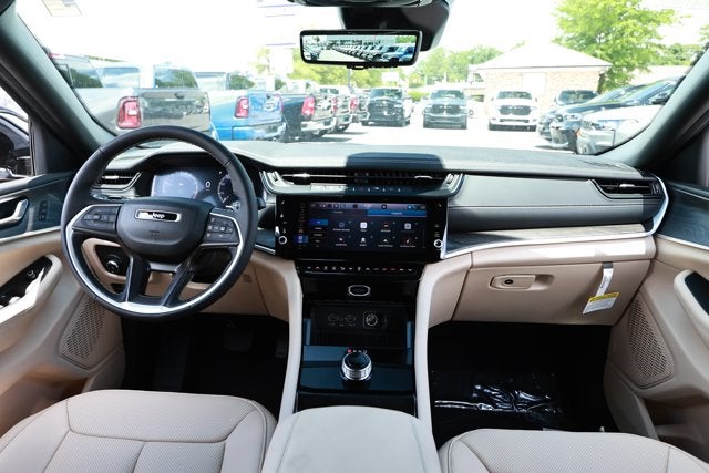 2026 Jeep Grand Cherokee GRAND CHEROKEE L LIMITED 4X2