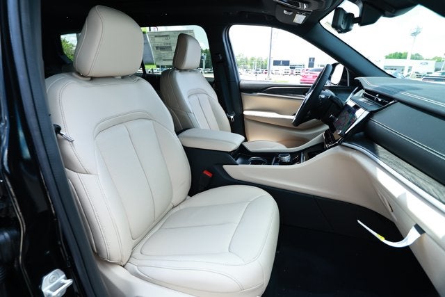 2026 Jeep Grand Cherokee GRAND CHEROKEE L LIMITED 4X2