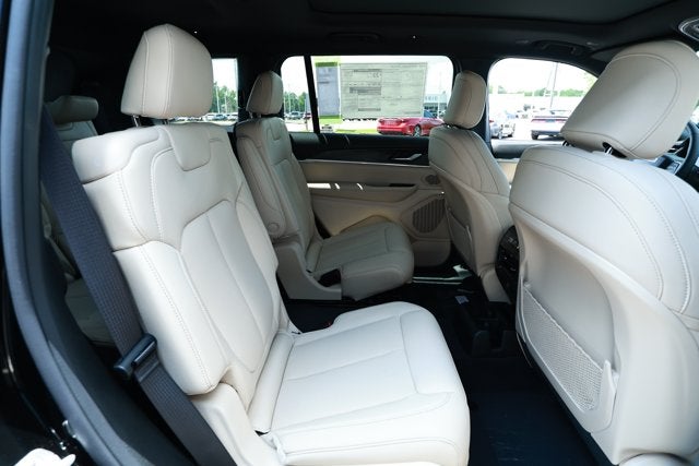 2026 Jeep Grand Cherokee GRAND CHEROKEE L LIMITED 4X2