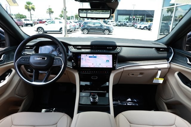 2026 Jeep Grand Cherokee GRAND CHEROKEE L LIMITED 4X2