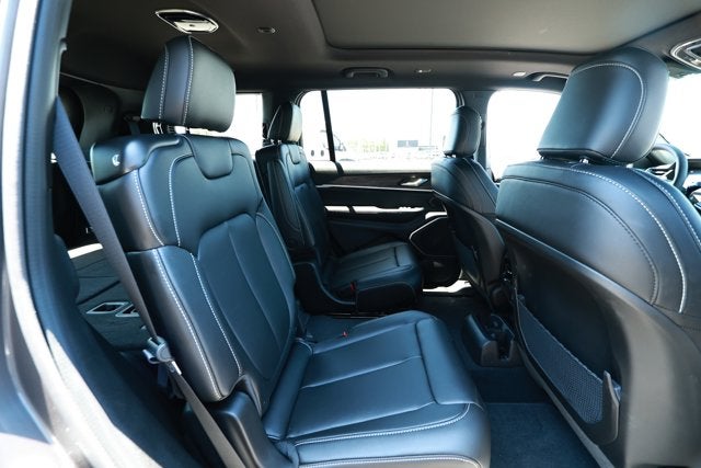 2026 Jeep Grand Cherokee L Limited 4x2