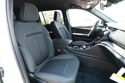 2026 Jeep Grand Cherokee GRAND CHEROKEE L LAREDO 4X4