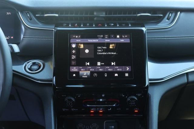 2023 Jeep Grand Cherokee L Altitude 4x4