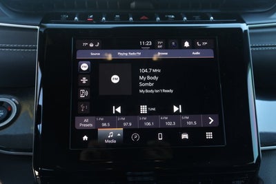 2023 Jeep Grand Cherokee L Altitude 4x4
