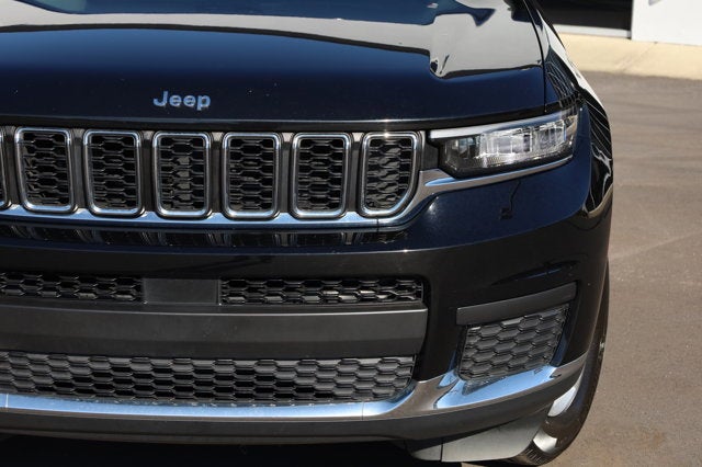 2023 Jeep Grand Cherokee L Laredo 4x4