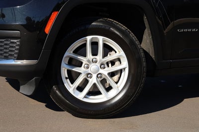 2023 Jeep Grand Cherokee L Laredo 4x4