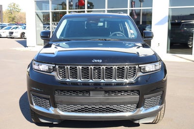 2023 Jeep Grand Cherokee L Laredo 4x4