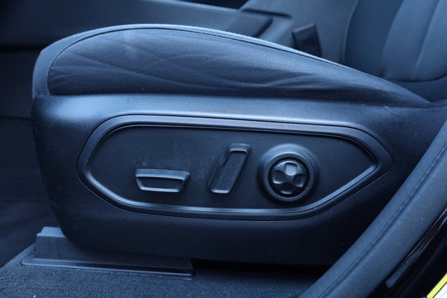 2023 Jeep Grand Cherokee L Laredo 4x4