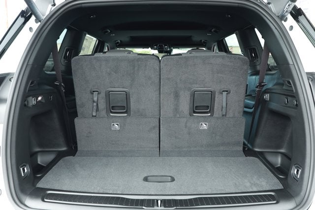 2026 Jeep Grand Cherokee GRAND CHEROKEE L LAREDO X 4X4
