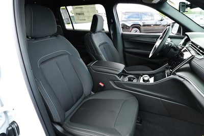 2026 Jeep Grand Cherokee GRAND CHEROKEE L LAREDO X 4X4