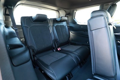 2026 Jeep Grand Cherokee GRAND CHEROKEE L LAREDO ALTITUDE 4X4