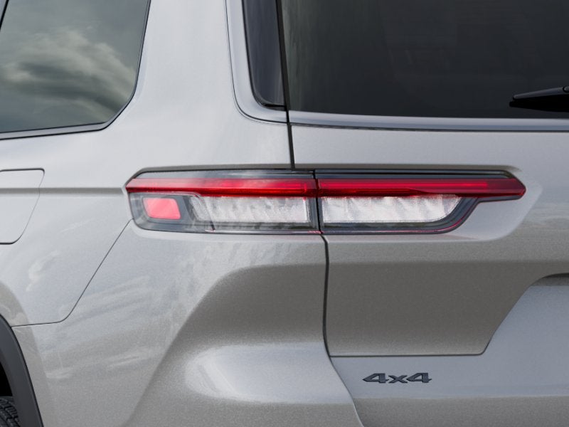 2026 Jeep Grand Cherokee GRAND CHEROKEE L LAREDO ALTITUDE 4X4