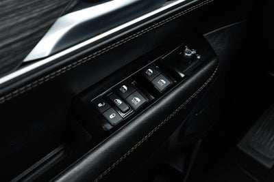 2024 Jeep Wagoneer L Series II 4x2