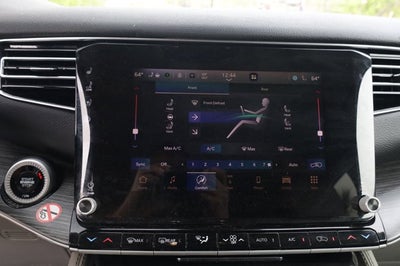 2024 Jeep Wagoneer L Series II 4x2